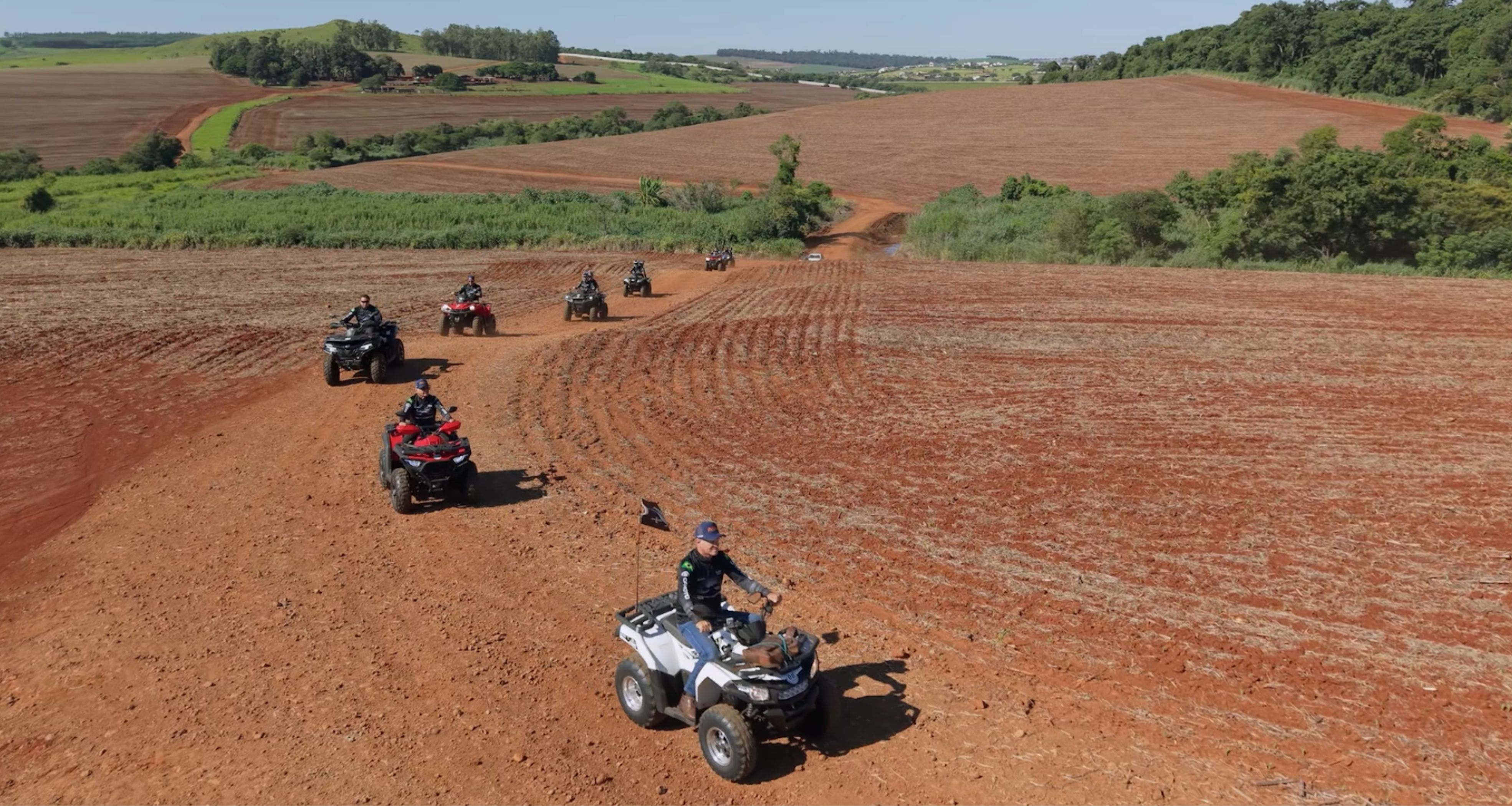 Náutica Paraná promove primeiro passeio off-road com quadriciclos CFMOTO