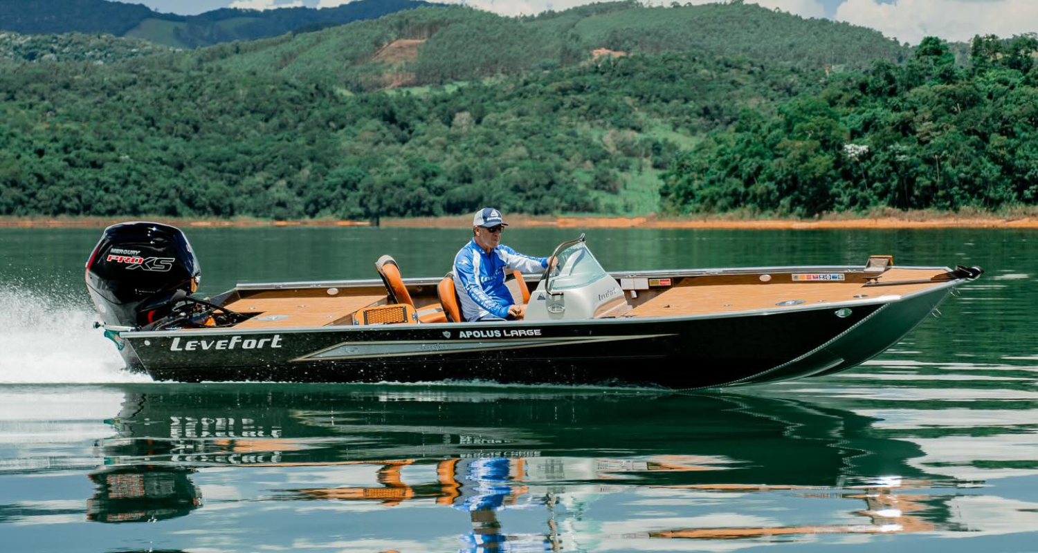 As melhores embarcações para pesca esportiva.