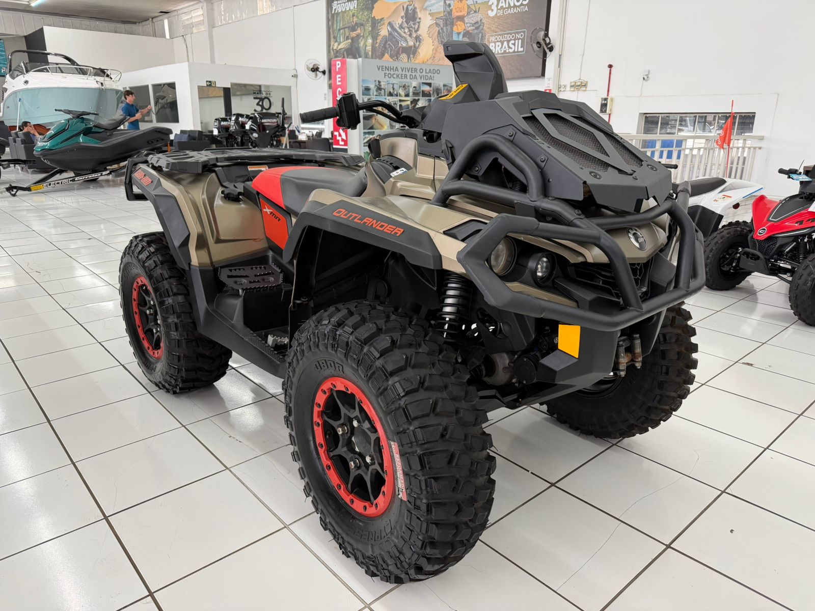 CAN-AM OUTLANDER XMR 1000